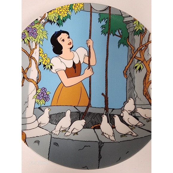 Disney Snow White "At the Wishing Well" Collector Plate Fairytale Collectible - Picture 4 of 7